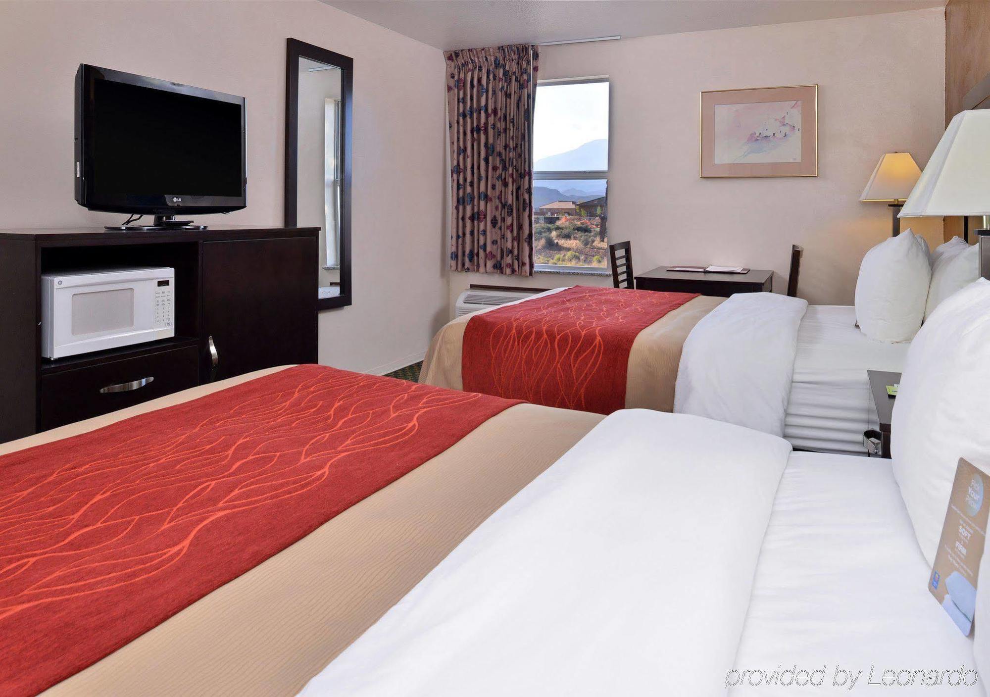 Quality Inn Zion Park Area Харрикейн Экстерьер фото